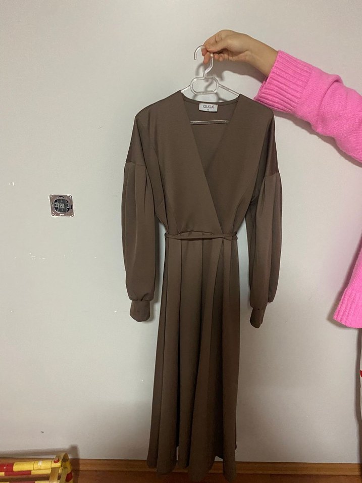 V Yaka Bej Uzun Salaş Elbise - Görsel 2