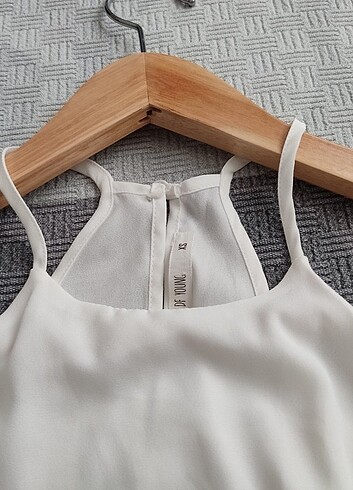Defacto Halter Yaka Beyaz Askılı Bluz