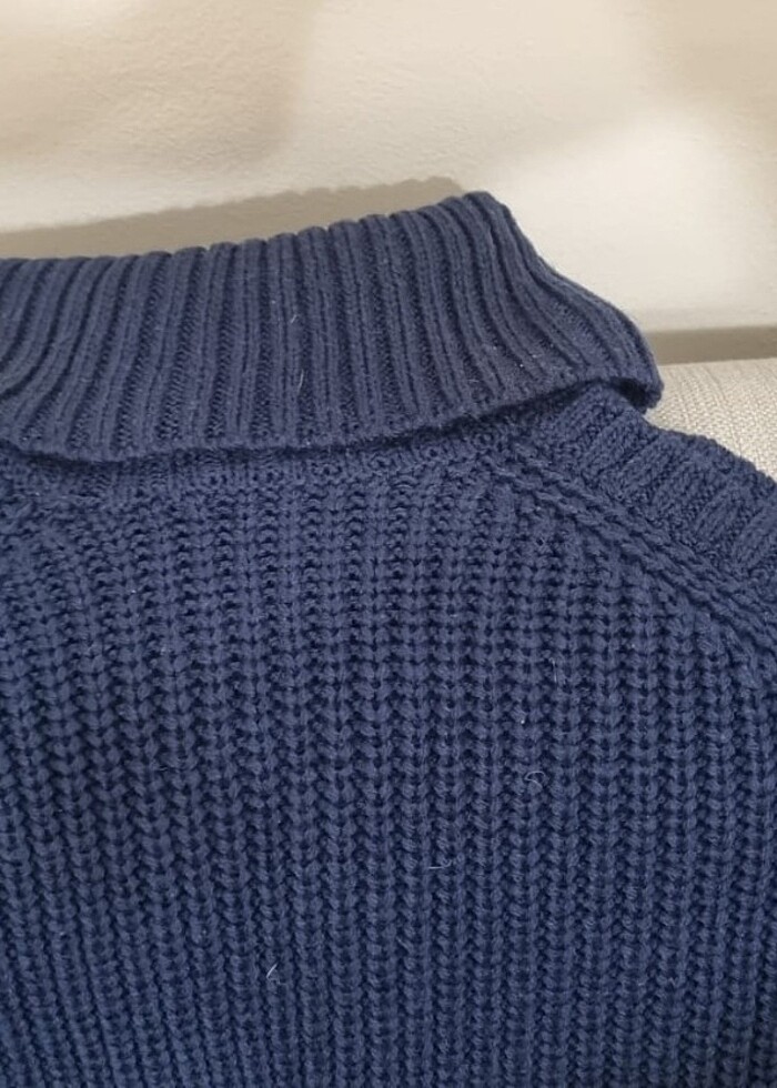 Koton boğazlı ve omuz dekolteli akrilik kazak - Görsel 2