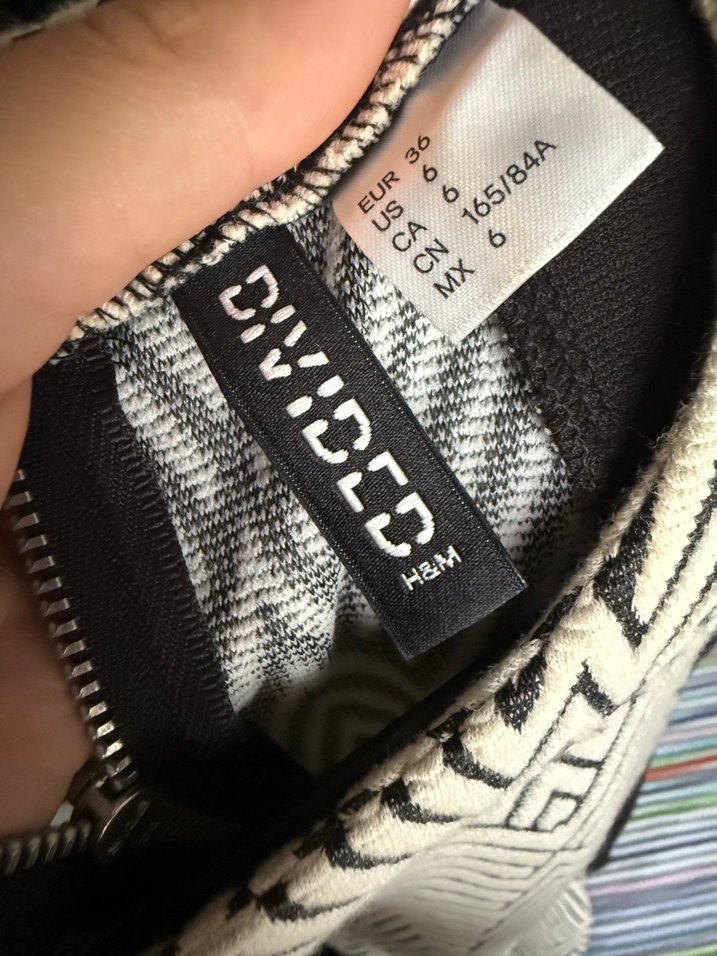 Siyah Desenli elbise - Görsel 3