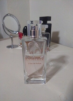 Yves Rocher evidence parfüm