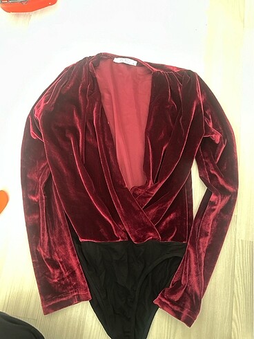Kadife çıtçıtlı body
