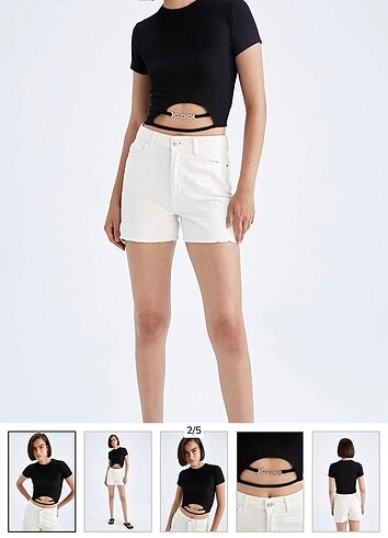 Bershka Bershka zincir detay crop