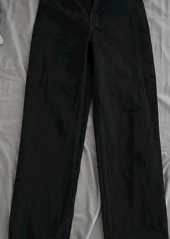 34 Beden Bershka mom jean