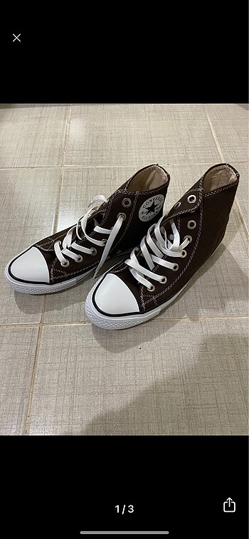 Kahverengi Converse