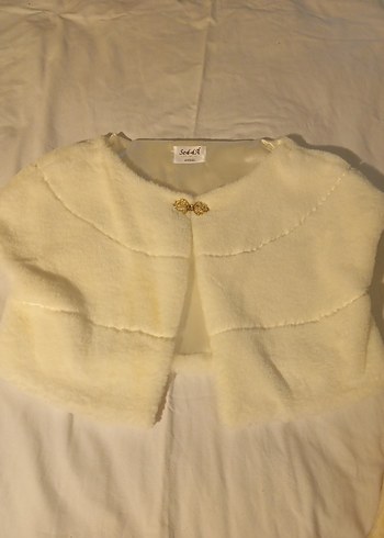 Beyaz Kürk Detaylı Bolero - Görsel 3