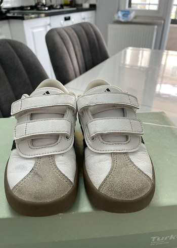 25 Beden beyaz Renk Adidas Erkek Çocuk Beyaz Sneaker Velcro