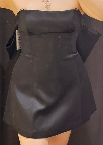 Fiyonk Detay Saten Mini Elbise - Görsel 4