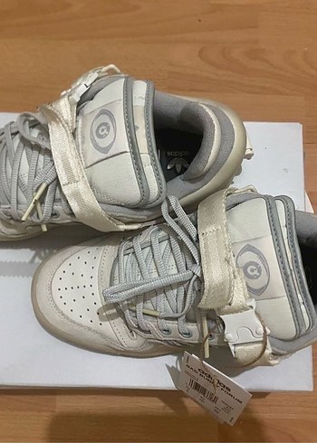 38,5 Beden beyaz Renk Adidas Bad Bunny Forum Kadın Sneakers