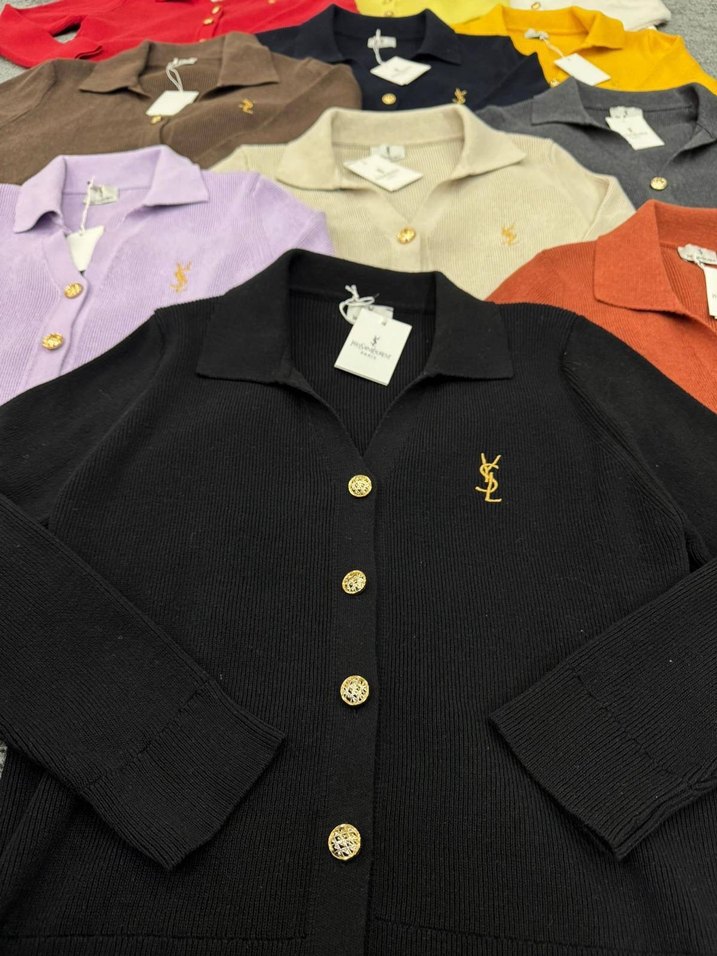 Siyah ysl etiketli kartlı gold düğmeli hırka (standart beden) - Görsel 2