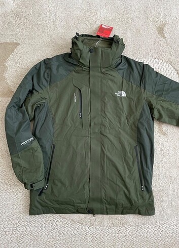 The North Face 3 in 1 outdoor mont