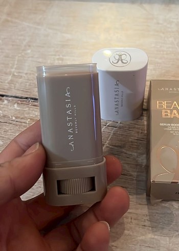 Anastasia Beverly Hills BB Krem Stick - Görsel 4