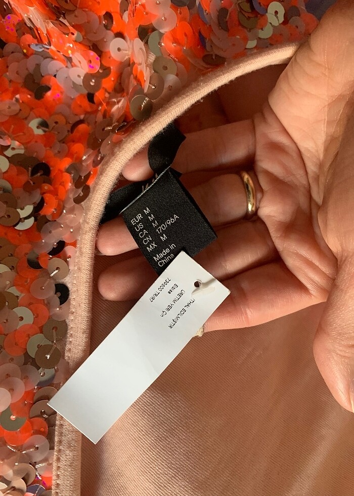 Payet renkli etiketli elbisem - Görsel 5