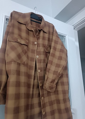 Düğmeli Kahverengi Uzun Kollu Kadın ve erkek Gömlek - Görsel 2