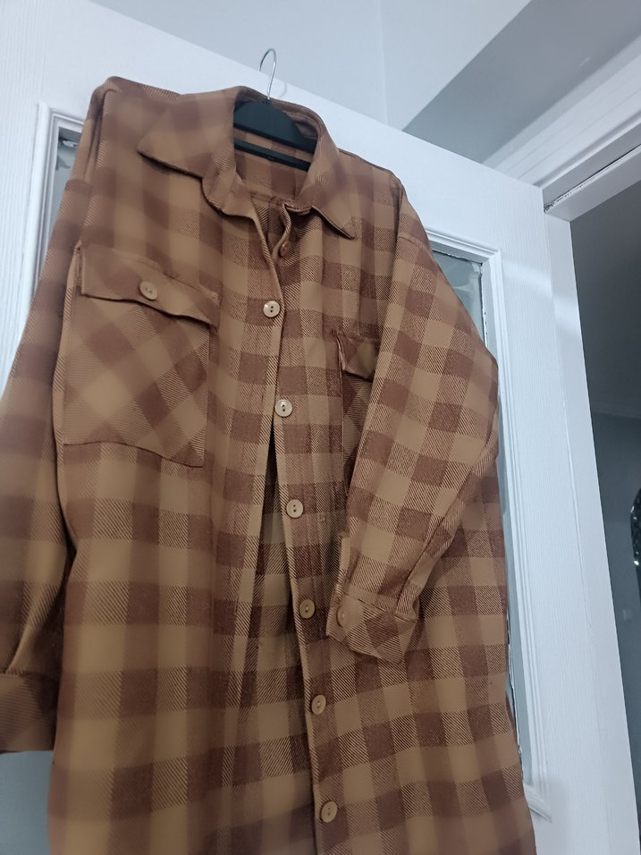 Düğmeli Kahverengi Uzun Kollu Kadın ve erkek Gömlek - Görsel 2