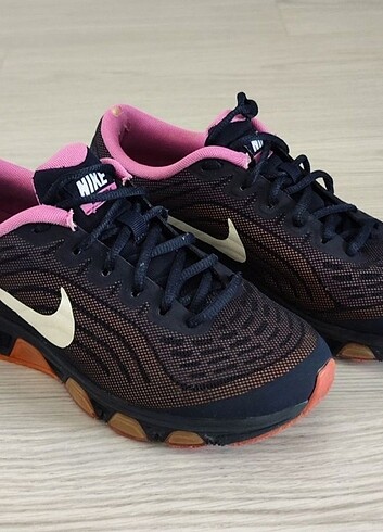 Nike Kadın Spor Ayakkabı 