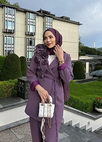 40 Beden mor Renk Gül Detaylı Ceketli Takım