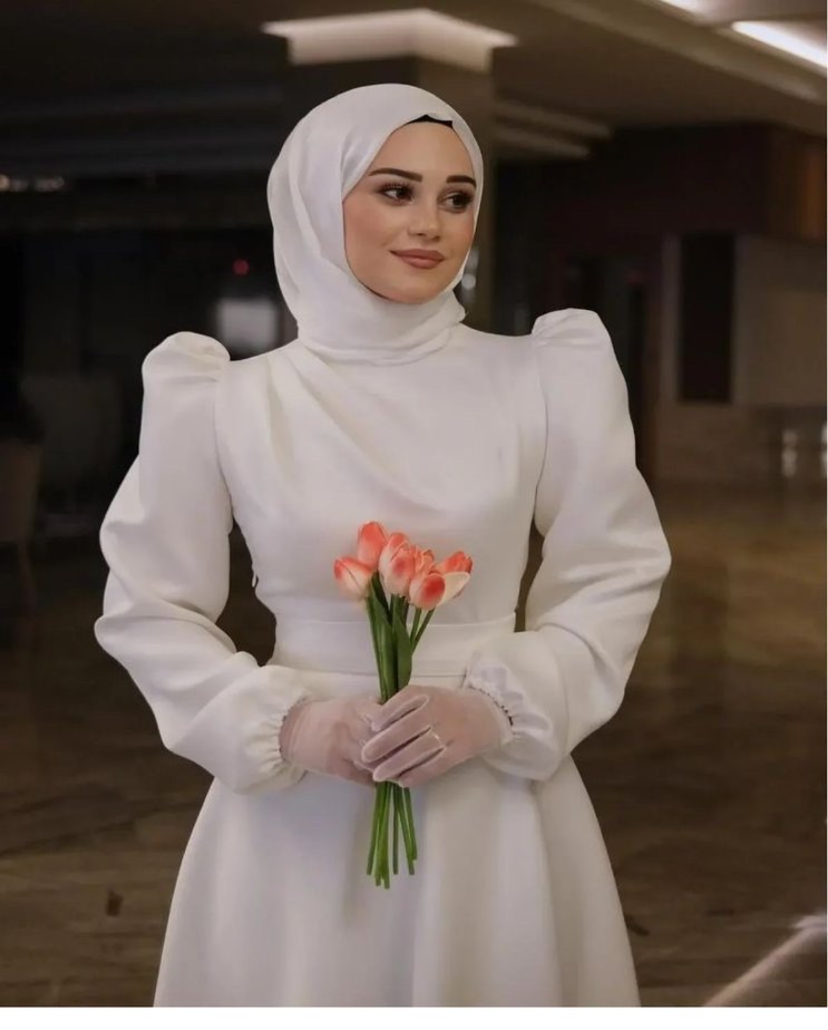 Uzun Beyaz Tesettür Abiye - Görsel 2