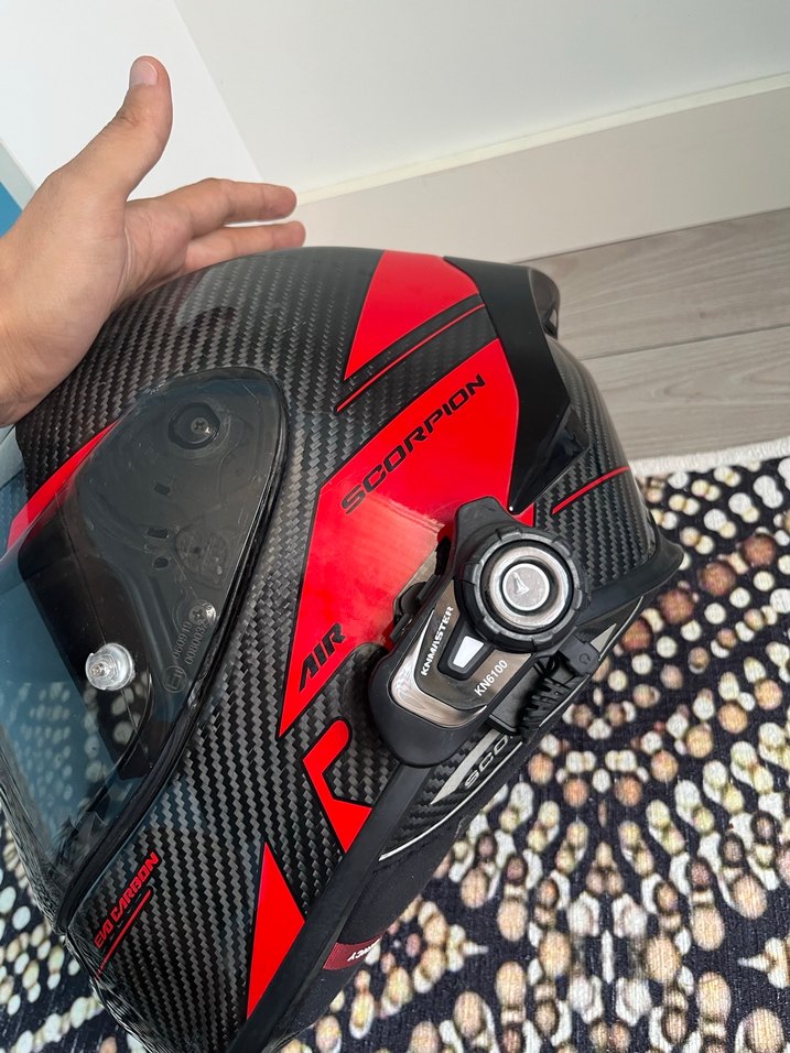Scorpion r1 eko carbon kn6100 takılı - Görsel 4