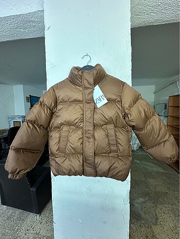 6 Yaş Beden ZARA kız ÇOCUK ŞİŞME MONT
