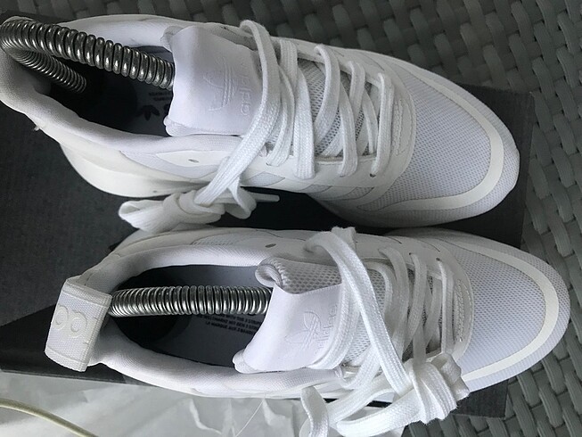 35,5 Beden beyaz Renk Adidas Spor Ayakkabı