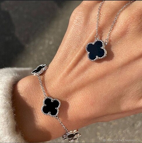 VAN CLEEF & ARPELS SİYAH KADIN BİLEKLİK