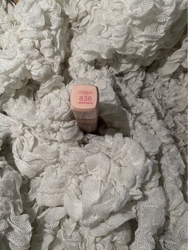 L'Oréal Paris LOREAL PARIS LIPSTICK 836