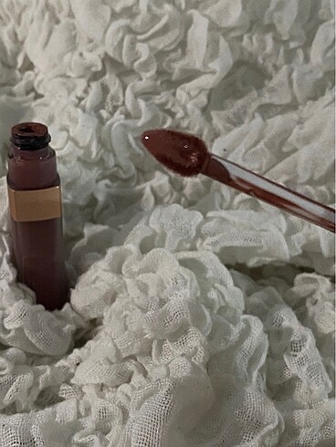  Beden LOREAL PARIS LIPSTICK 836
