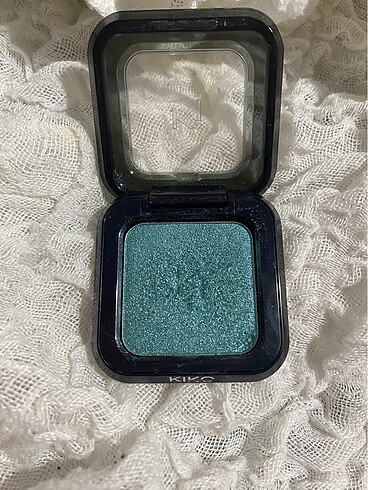 Beden KİKO HIGH PIGMENT EYESHADOW 48
