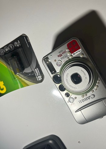 Canon Gri Dijital Kamera ve Pil