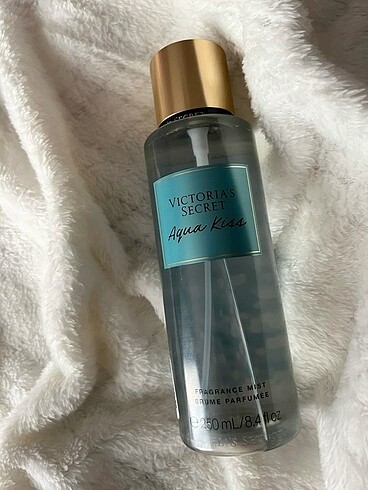 Victoria s Secret Aqua kiss Vücut Spreyi