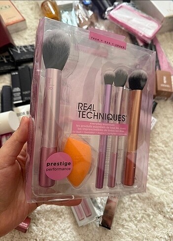 Beden Real Techniques Süngerli Fırça Seti