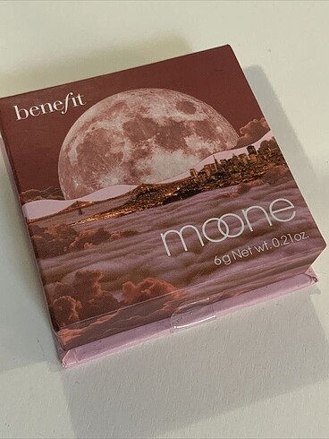 Benefit Benefit Moone Allık