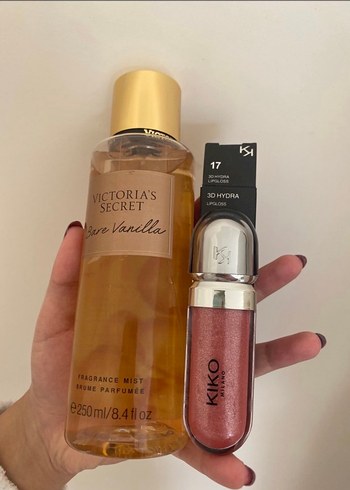 Victoria s Secret Victoria's Secret Bare Vanilla Parfüm ve Kiko Dudak Parlatıcısı