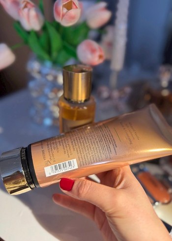 Victoria's Secret Bare Vanilla Vücut Losyonu- Kremi - Görsel 2