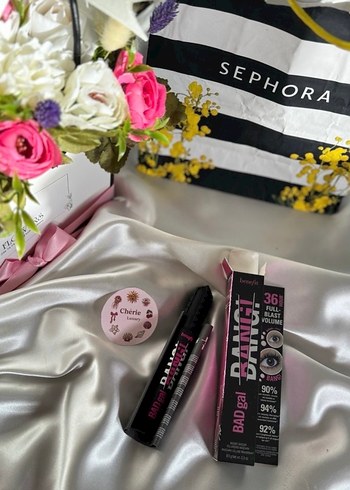 Benefit BAD gal maskara - Görsel 2