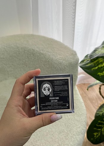 Huda Beauty Pound Cake Pudra - Görsel 4