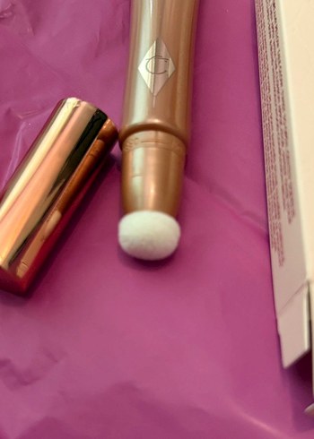  Beden Charlotte Tilbury Aydınlatıcı