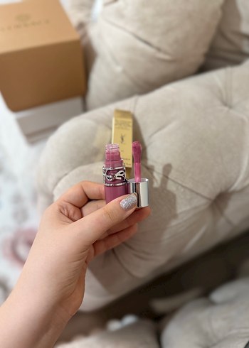 Beden Yves Saint Laurent Lip Oil Gloss 44