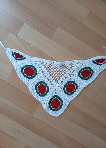 Beden karpuzlu bandana
