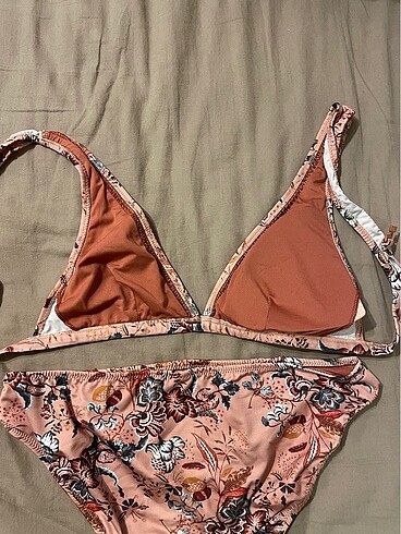 38 Beden çeşitli Renk Koton Çiçekli Bikini Takımı