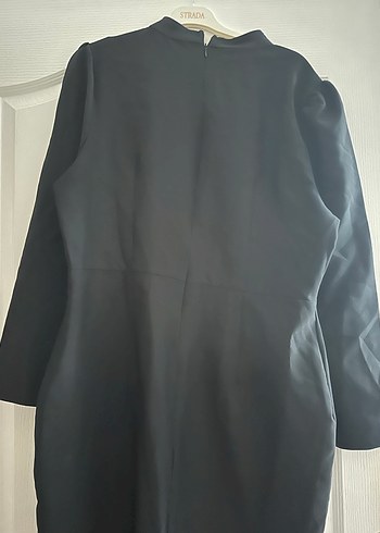 Yüksek Yakalı Siyah Midi Kadın Kaban - Görsel 3