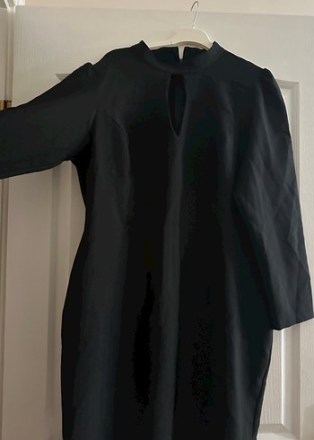 Yüksek Yakalı Siyah Midi Kadın Kaban - Görsel 2