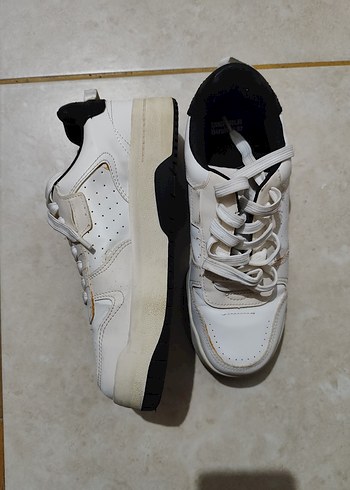 Bershka Beyaz Bağcıklı Kadın Spor Ayakkabı