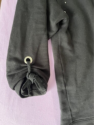 xl Beden Siyah taşlı sweat