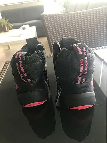 27 Beden Kız çocuk Adidas bot