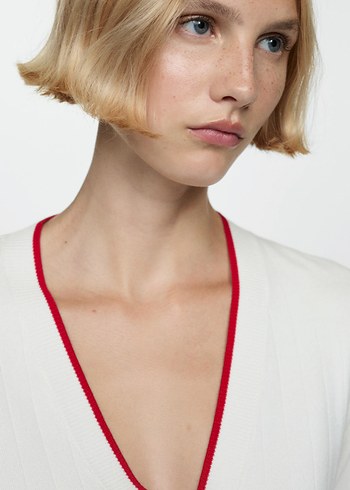 Düğmeli Beyaz Pamuklu V Yaka Hırka - Görsel 7