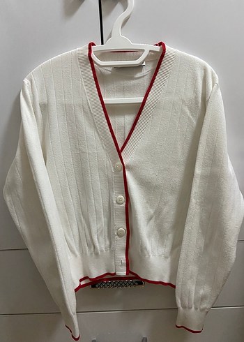 Düğmeli Beyaz Pamuklu V Yaka Hırka - Görsel 2