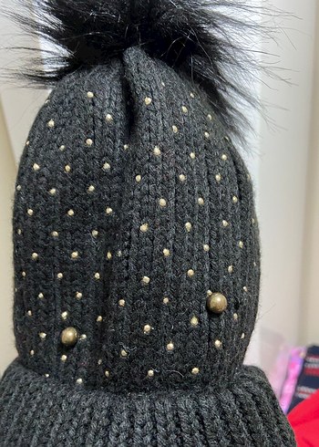 Siyah Kürklü ve Boncuk Detaylı Kadın Bere - Görsel 2