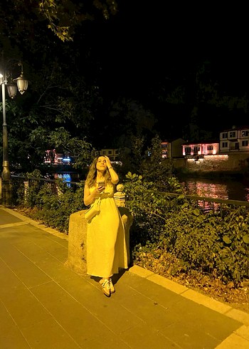 Sarı V Yakalı Uzun Keten Elbise - Görsel 11